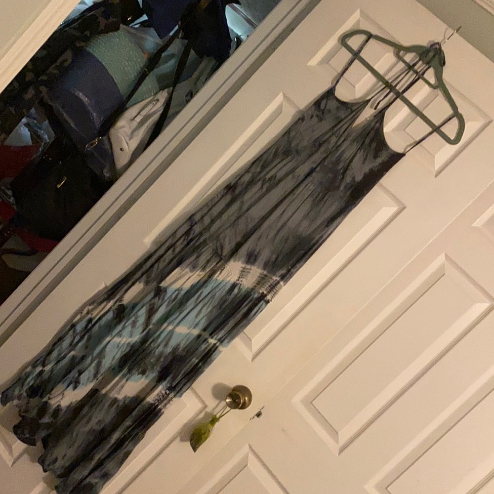 Maxi halter dress tie dye M EUC